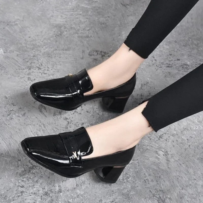 gid://shopify/MediaImage/24956962734174