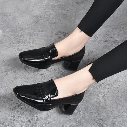 gid://shopify/MediaImage/24956962734174